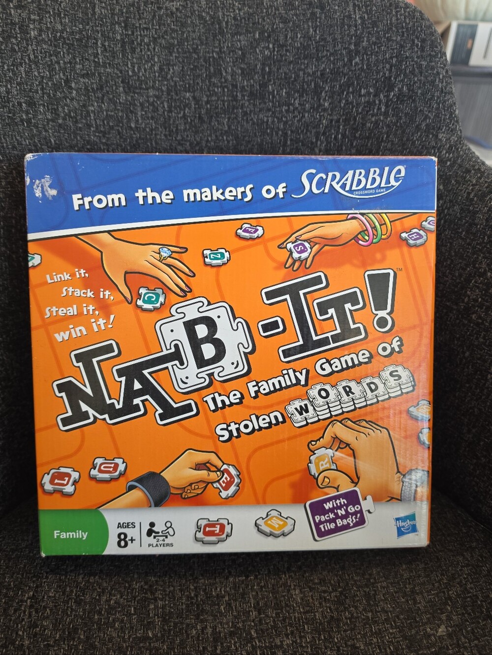 2009 NEW Tiles Sealed Hasbro NAB-IT! The Family Game Of Stolen Words Crossword